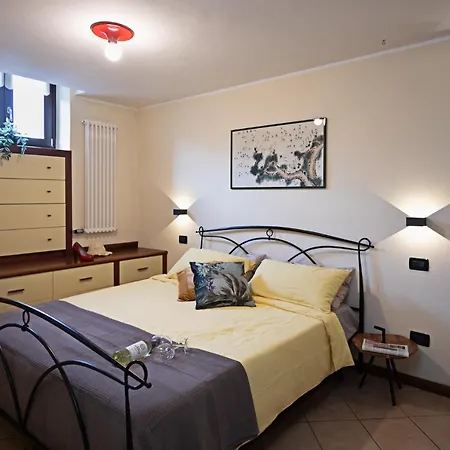 Appartamento Il Borgo 48 - Regarda Travel