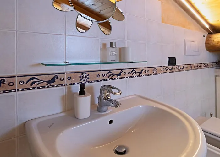 Il Borgo 48 - Regarda Travel *