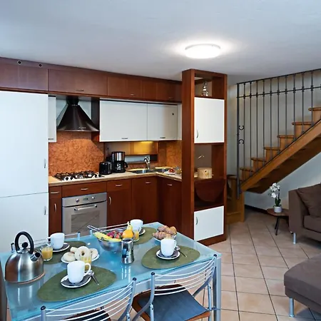 Il Borgo 48 - Regarda Travel Appartamento Bardolino