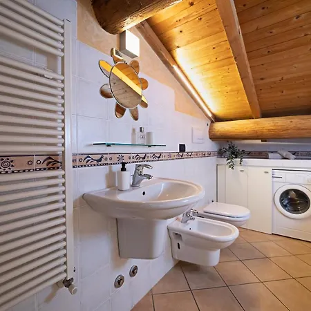 Appartamento Il Borgo 48 - Regarda Travel