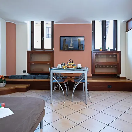 Appartamento Il Borgo 48 - Regarda Travel